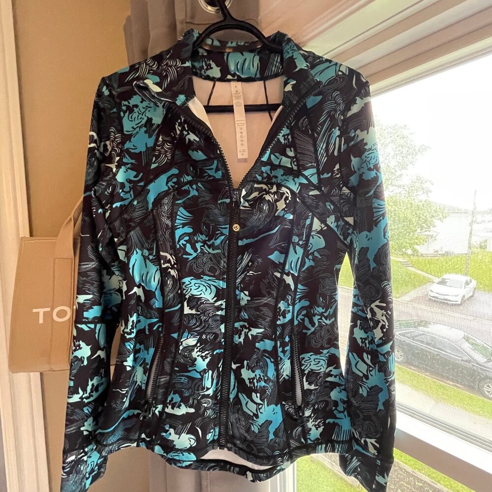 Lululemon Define Jacket - Eternal Waves